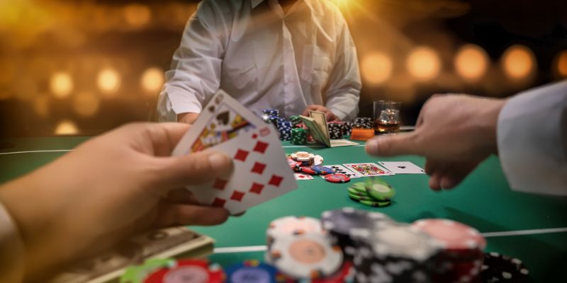 Các thuật ngữ phổ biến khi chơi Poker KUWIN 